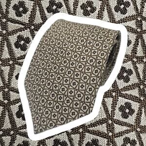 Saks Fifth Avenue Passport Collection Geometric Silk Tie Tan Spain 58.5"